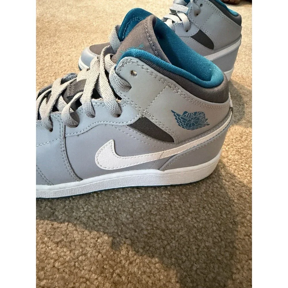 Grade School Jordan 1 Mid Wolf Grey Tropical Teal Style 554725-027 Size 5.5Y